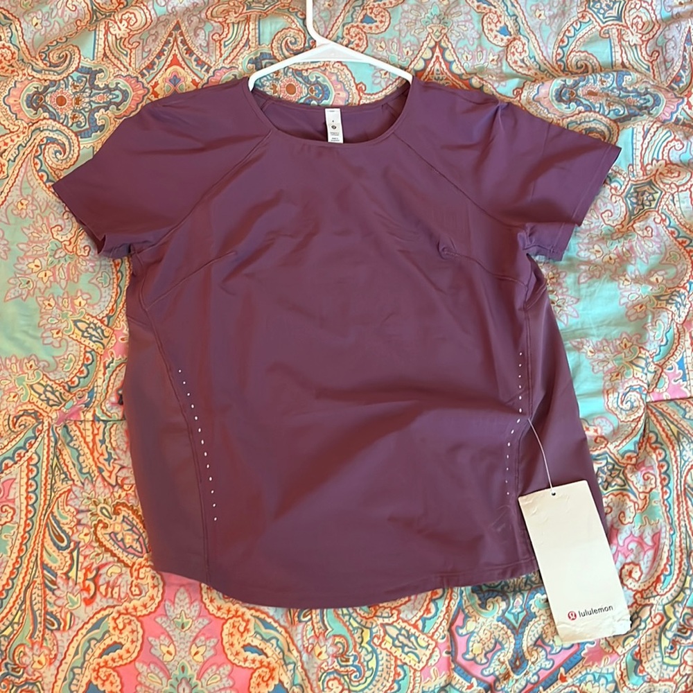 Lululemon Lightweight stretch run short sleeve